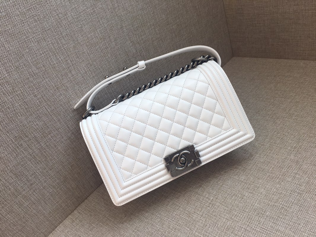 Lambskin Medium Boy Handbag Flap Bag A67086 White